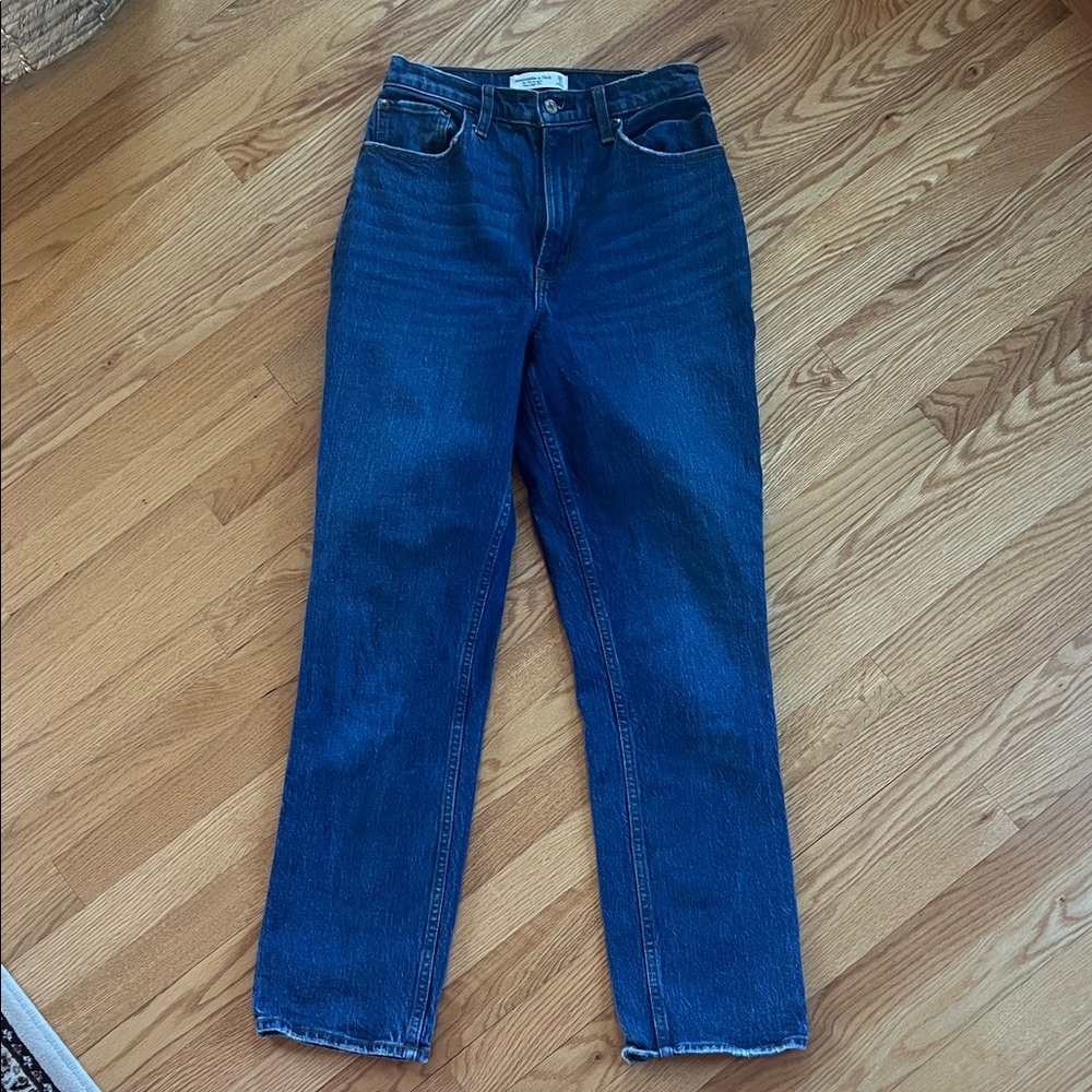 Abercrombie & Fitch The 90’s Straight Jeans Ultra High Rise Curve Love 26 2R